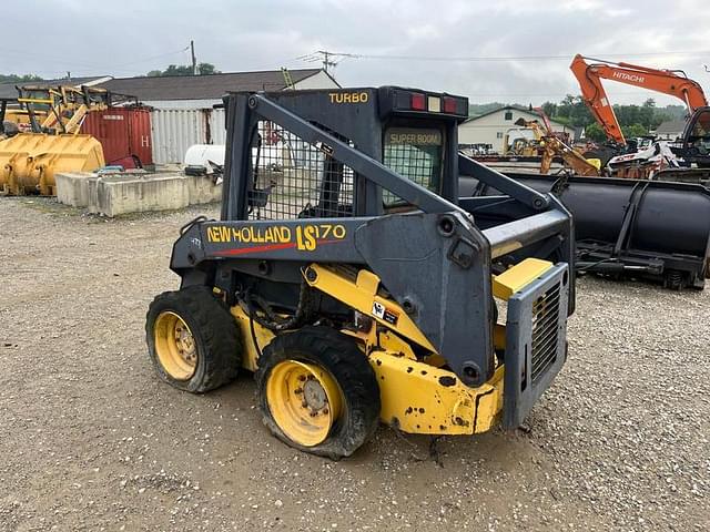 Image of New Holland LS170 equipment image 2