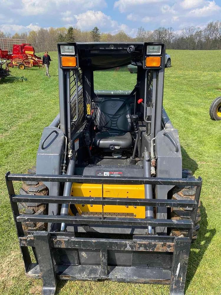 2006 New Holland LS170 Construction Skid Steers for Sale Tractor Zoom