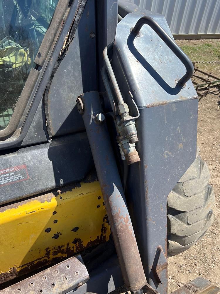 Main image New Holland LS170 33