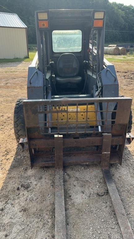 Image of New Holland LS180 equipment image 1