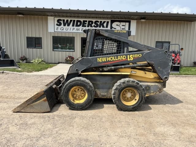 Image of New Holland LS180 equipment image 1