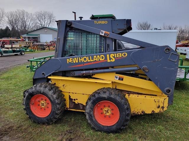 Image of New Holland LS180 equipment image 1