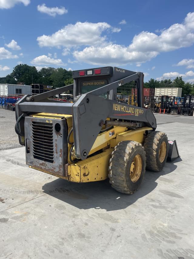 Image of New Holland LS180 equipment image 2