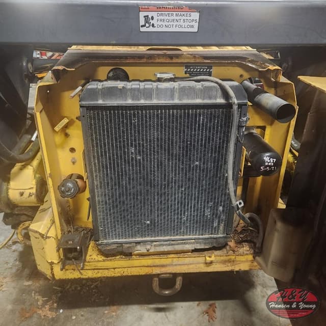 Image of New Holland LS180 equipment image 4