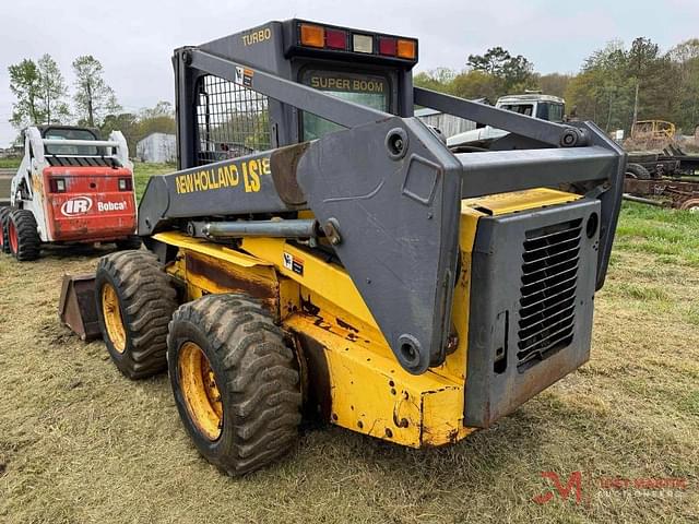 Image of New Holland LS180 equipment image 2