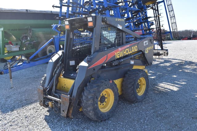 Image of New Holland LS185B equipment image 2