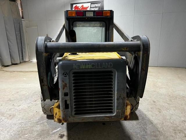 Image of New Holland LS185B equipment image 3