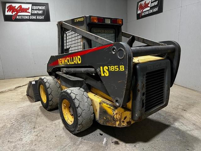 Image of New Holland LS185B equipment image 2