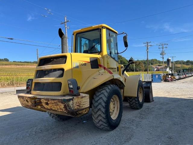Image of New Holland LW110.B equipment image 4