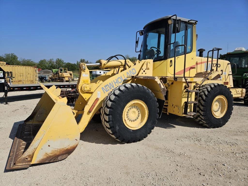 SOLD - New Holland LW170 Lot No. 37522 Construction with 2,679 Hrs