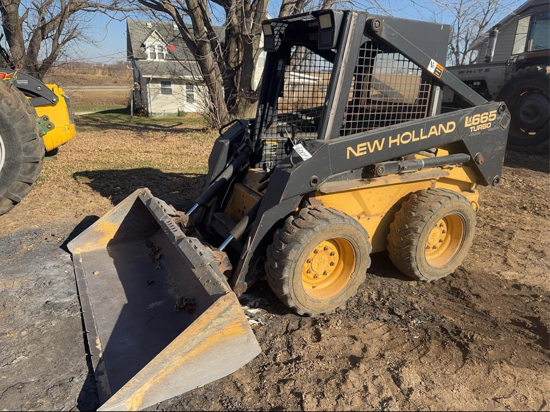 Image of New Holland LX665 Primary image