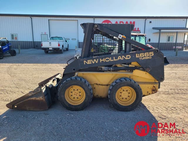 Image of New Holland LX665 equipment image 4