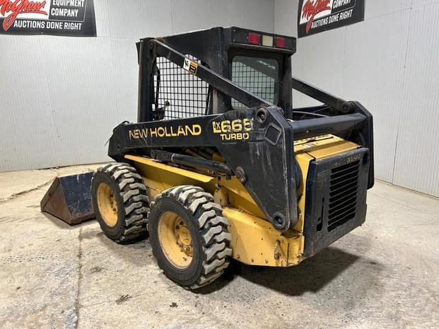 Image of New Holland LX665 equipment image 2