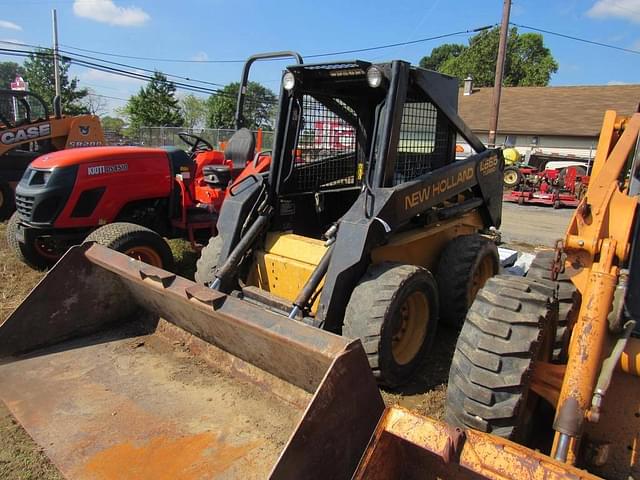 Image of New Holland LX665 equipment image 4