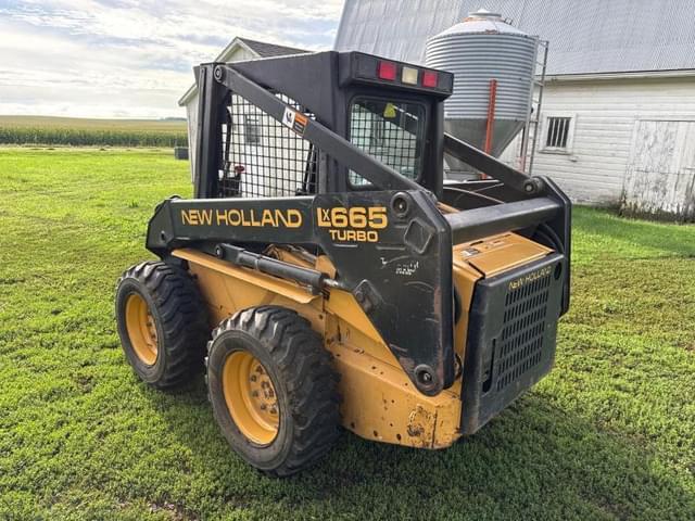 Image of New Holland LX665 equipment image 2