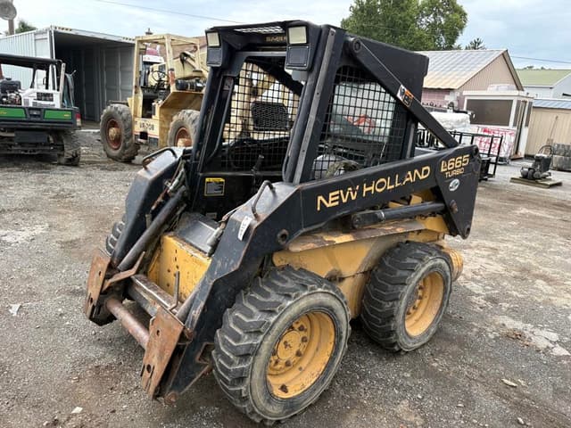Image of New Holland LX665 equipment image 1