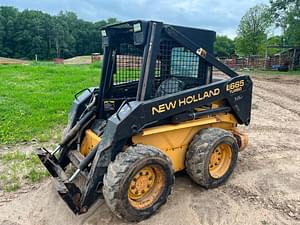 New Holland LX665 Image