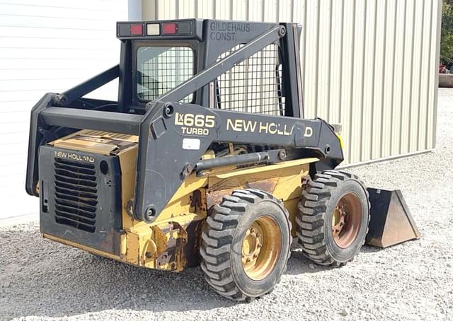 Image of New Holland LX665 equipment image 4
