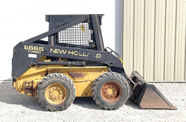 Image of New Holland LX665 equipment image 2