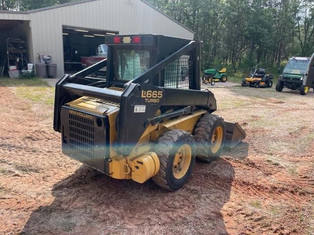 Image of New Holland LX665 equipment image 3