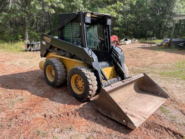 Image of New Holland LX665 equipment image 2