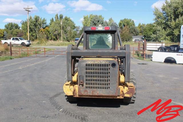 Image of New Holland LX865 equipment image 4
