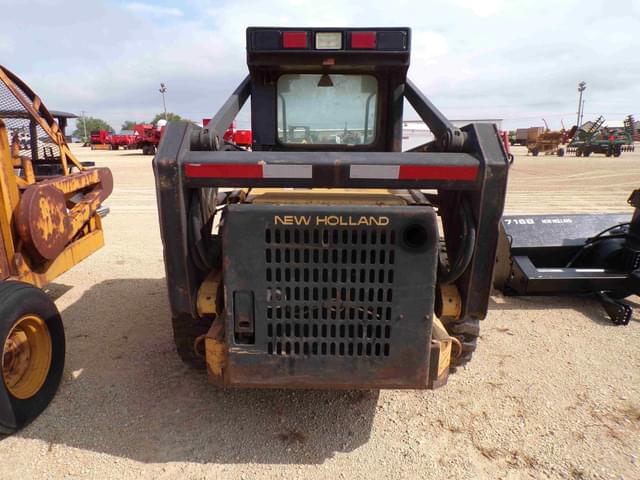 Image of New Holland LX885 equipment image 4