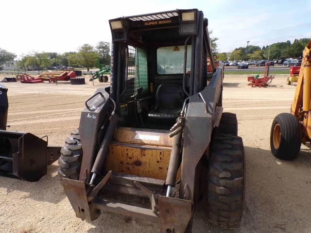 Image of New Holland LX885 equipment image 2