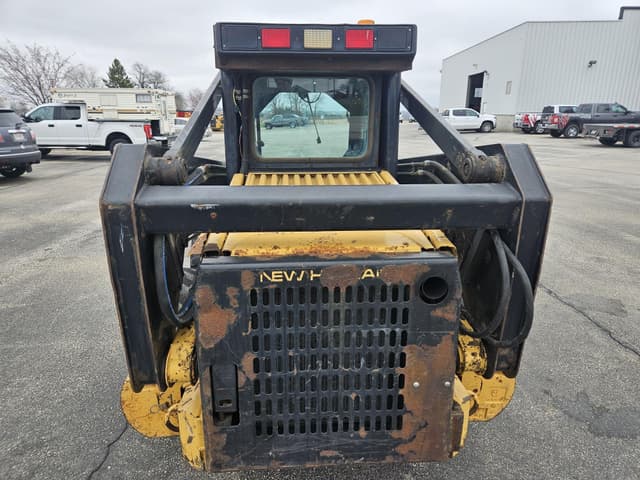 Image of New Holland LX885 equipment image 4
