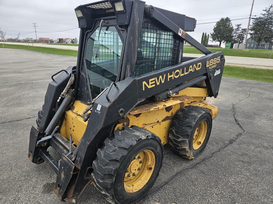 Image of New Holland LX885 Primary image