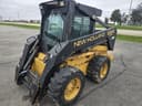 New Holland LX885 Image