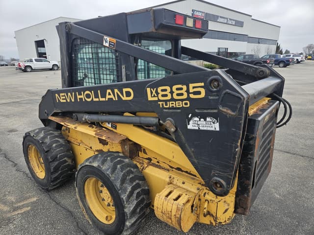 Image of New Holland LX885 equipment image 3