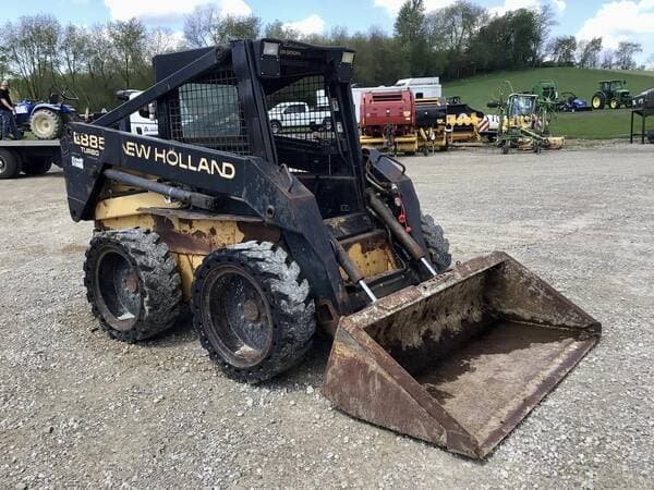 Image of New Holland LX885 equipment image 1