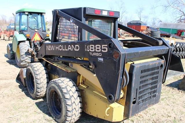 Image of New Holland LX885 equipment image 4