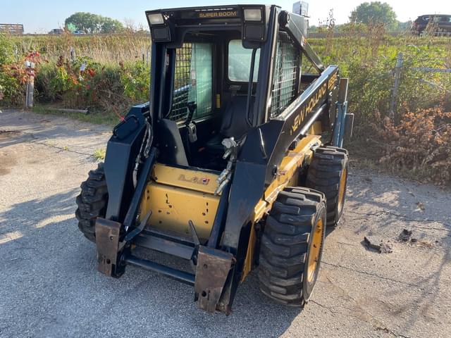 Image of New Holland LX885 equipment image 1
