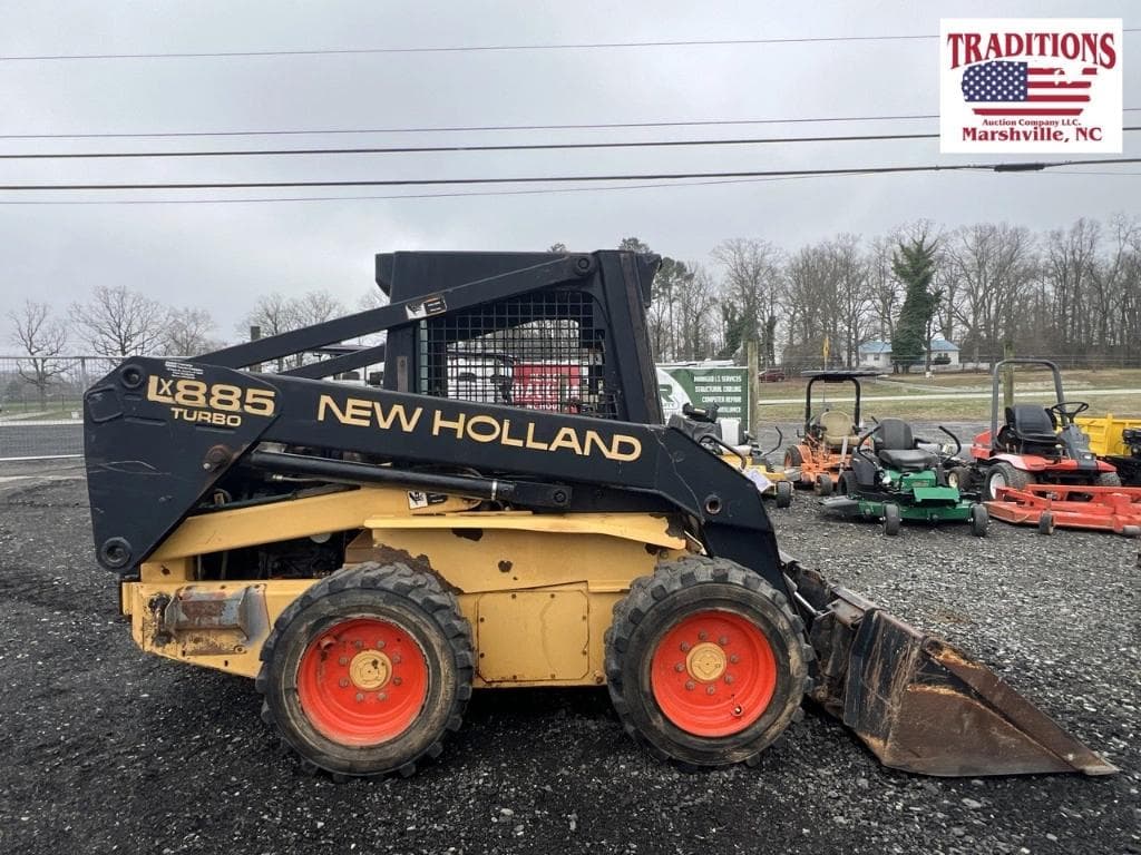 Image of New Holland LX885 Primary image