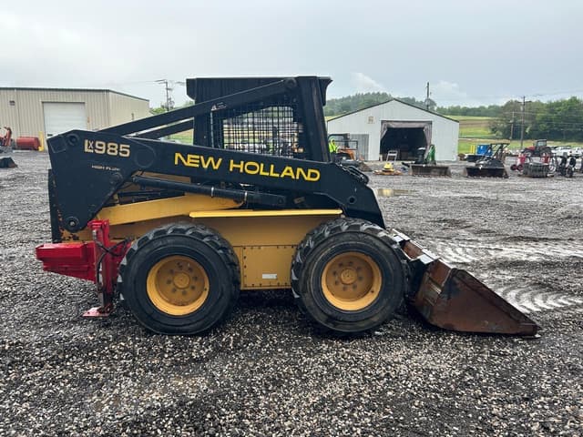 Image of New Holland LX985 equipment image 4
