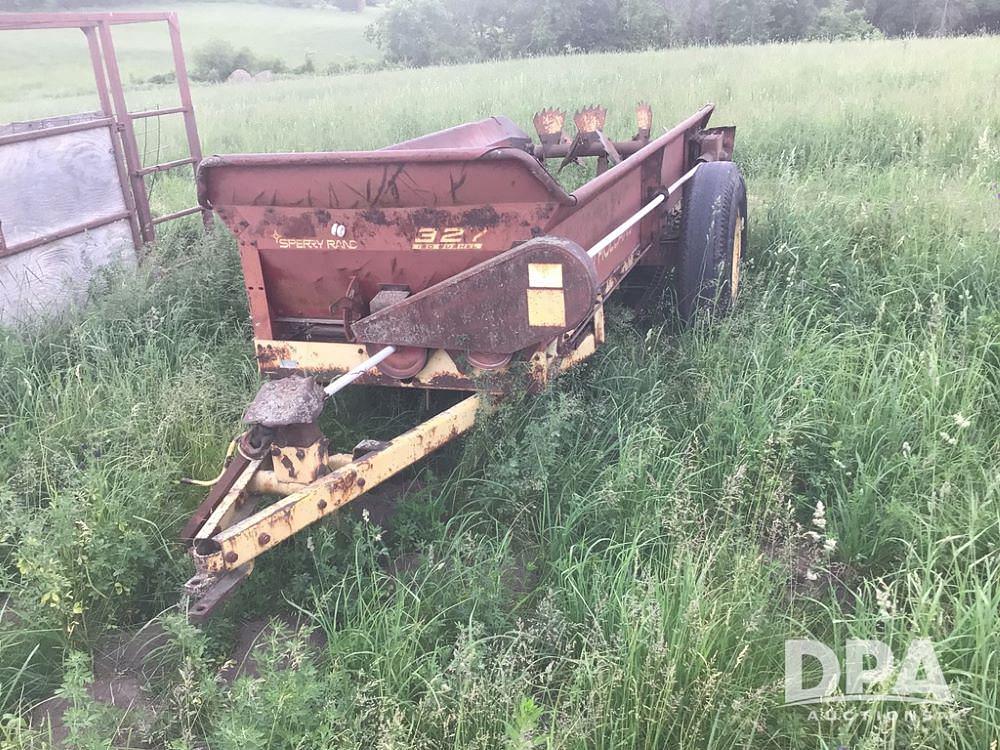 Image of New Holland 327 Image 1