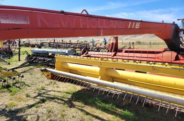 Image of New Holland 116 equipment image 4