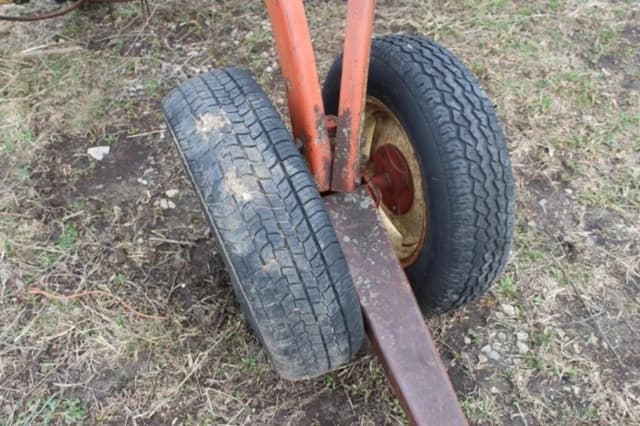 Image of New Holland 259 equipment image 2