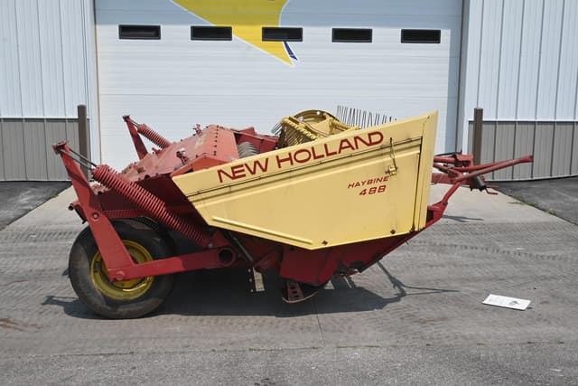 Image of New Holland 488 equipment image 1