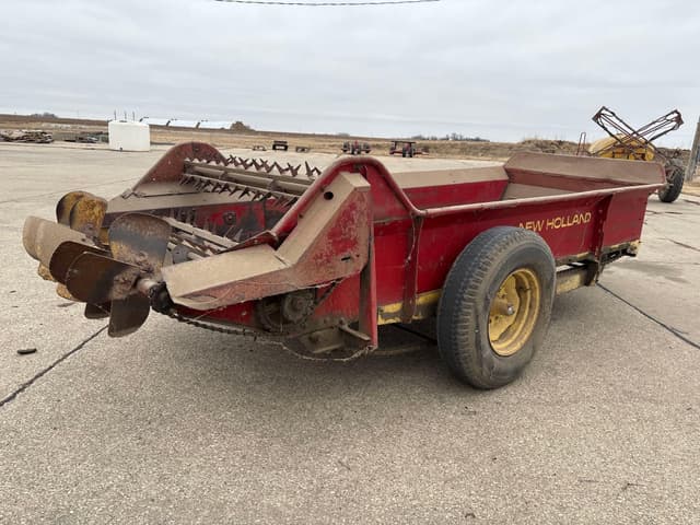 Image of New Holland 516 equipment image 2