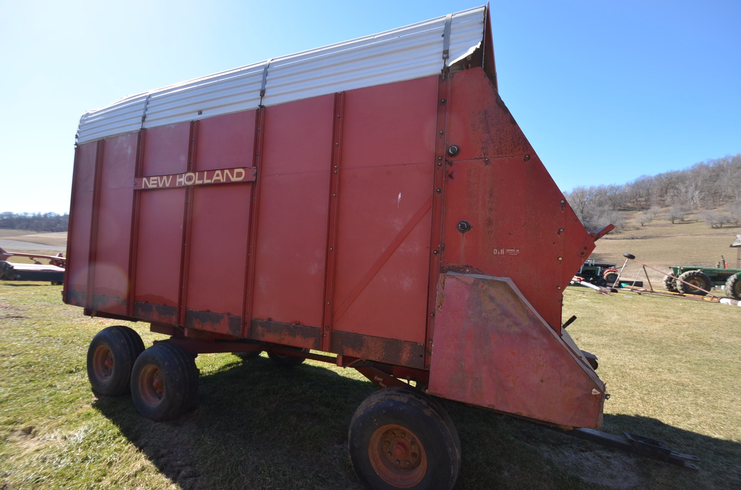 Main image New Holland 716