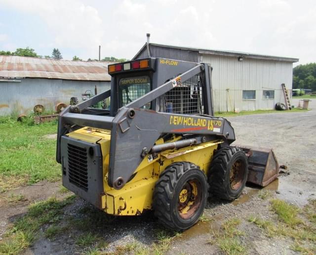 Image of New Holland LS170 equipment image 4