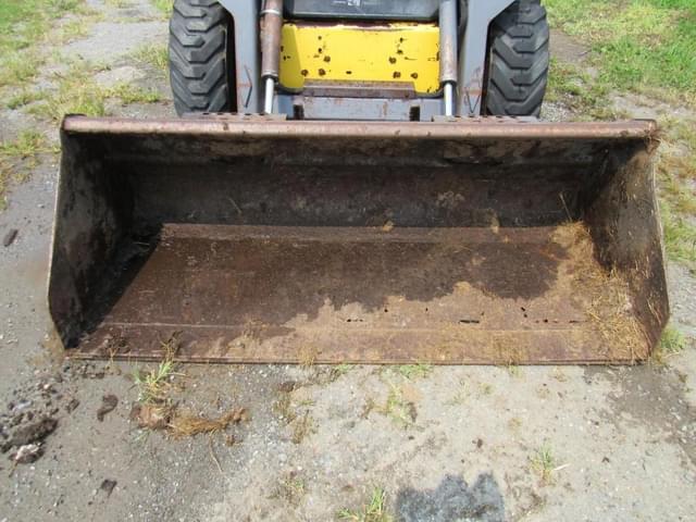 Image of New Holland LS170 equipment image 3