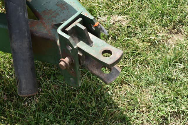 Image of New Holland H6750 equipment image 4