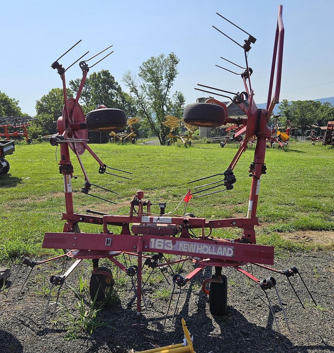 Image of New Holland NH163H Image 1