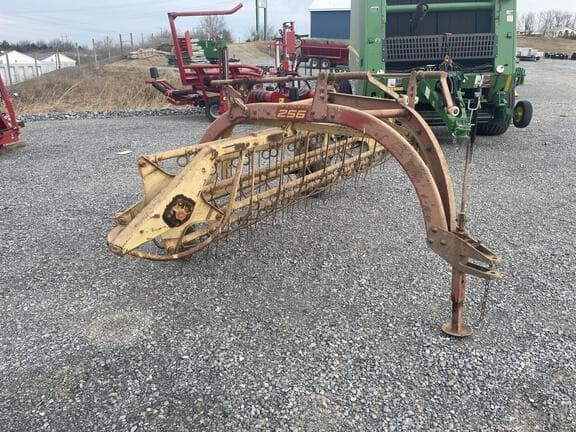 Image of New Holland 256 Image 1