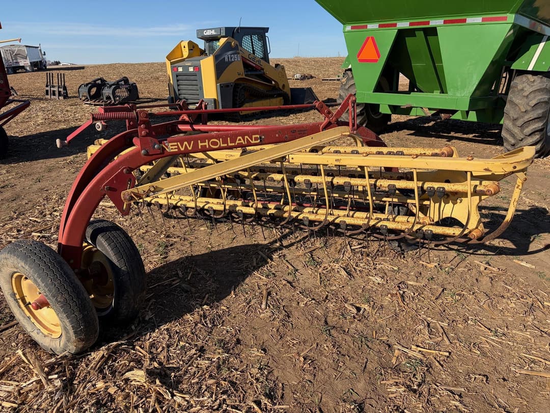 Image of New Holland 258 Image 0