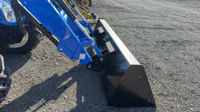 Image of New Holland PowerStar 75 equipment image 3